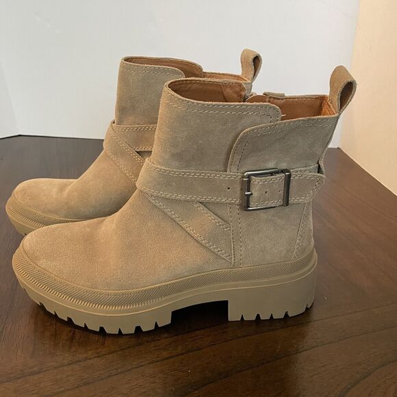 LUCKY BRAND Boots Sz 8.5 Elyton Suede Zip Buckle Crossover Chunky Lug Sole - Picture 3 of 12